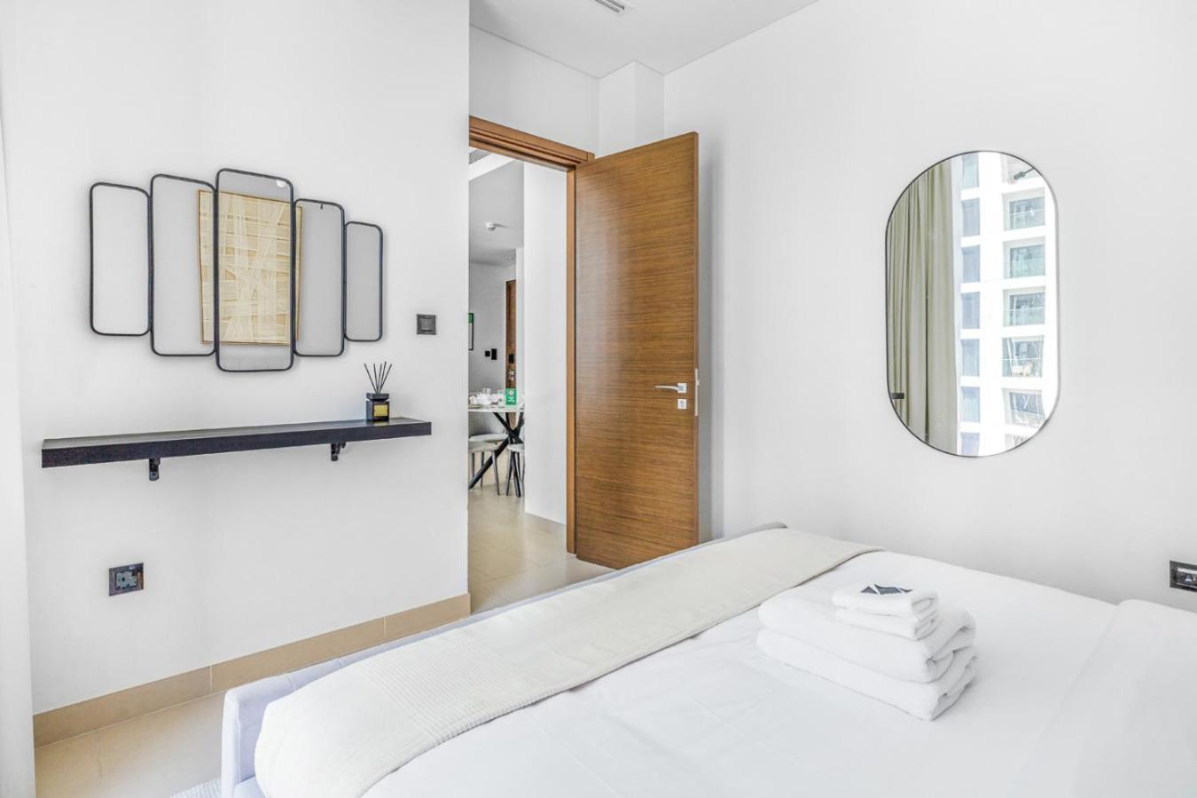 New 2br With Bbq Area, Pool In Sobha Mbr