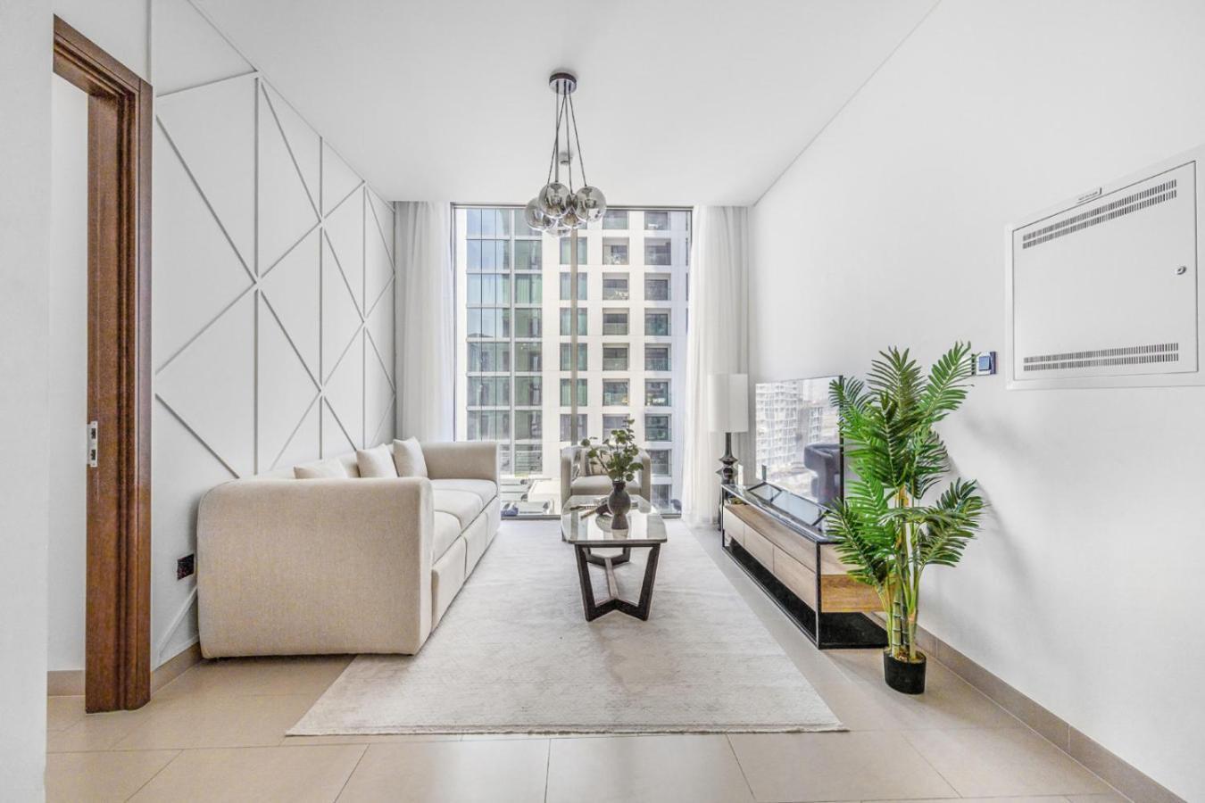 New 2br With Bbq Area, Pool In Sobha Mbr